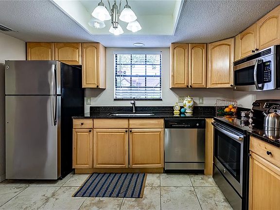 3rd image of 3413 S Sunrise Villas Ct
