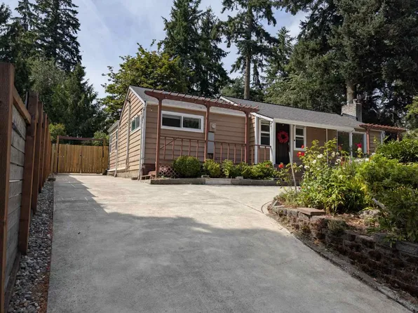 11545 Roosevelt Way NE, Seattle, WA 98125