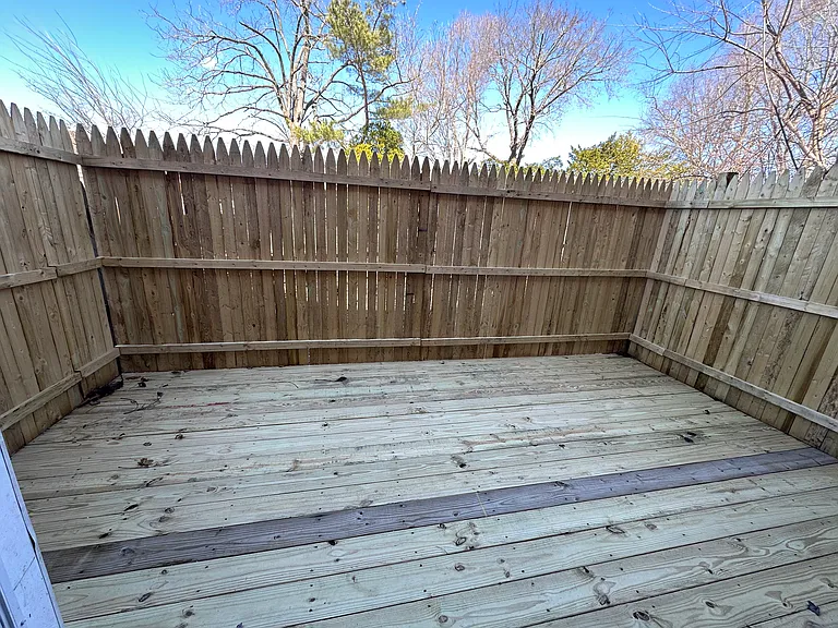 75 Fairview Ave #D2 — Photo 9