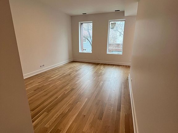 3rd image of 524 N May St #3