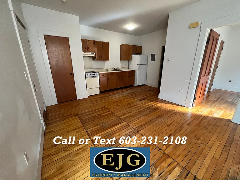 14 Main St #2 — Photo 3