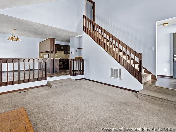 5th image of 6479 Pittsfield Dr