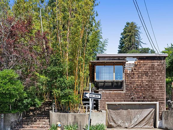 3rd image of 44 Lovell Avenue