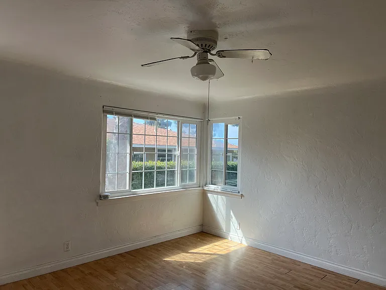 310-12 S Nevada St #312 — Photo 5