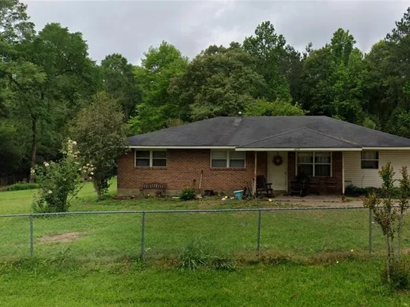 4839 Alabama Dr, Pineville, LA 71360