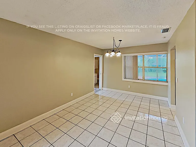 11364 Fairfield Ct — Photo 6