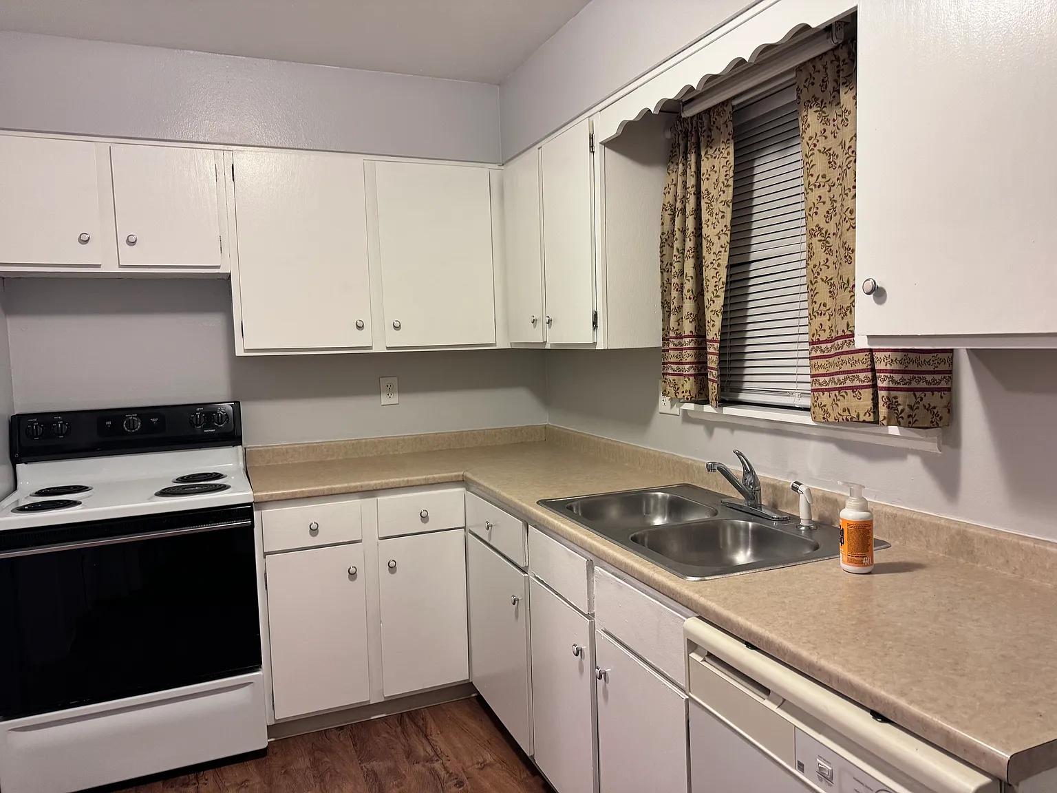 19 Alan Shepard Rd — Photo 2