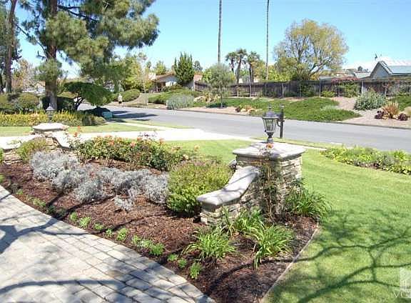 3rd image of 3115 N Goldenspur Dr