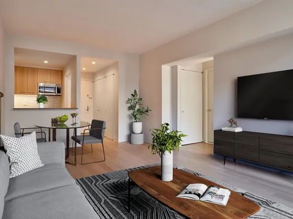 1 Columbus Place image 3 of 29