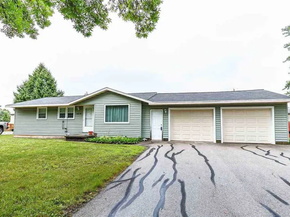 2414 Manitowoc Rd, Green Bay, WI 54311