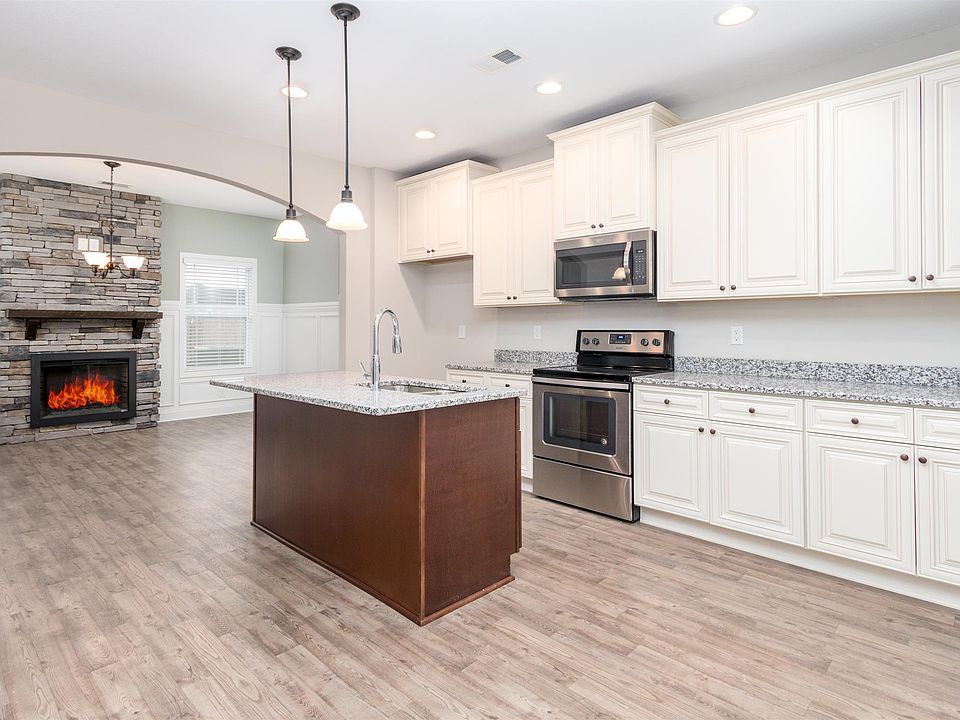1st image of 364 W Creek Farms #364