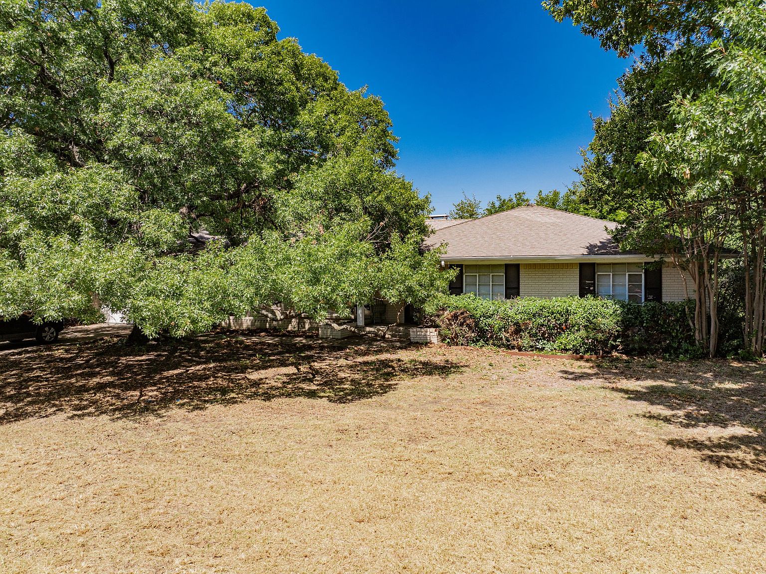 5829 Northmoor Dr, Dallas, TX 75230 | Zillow