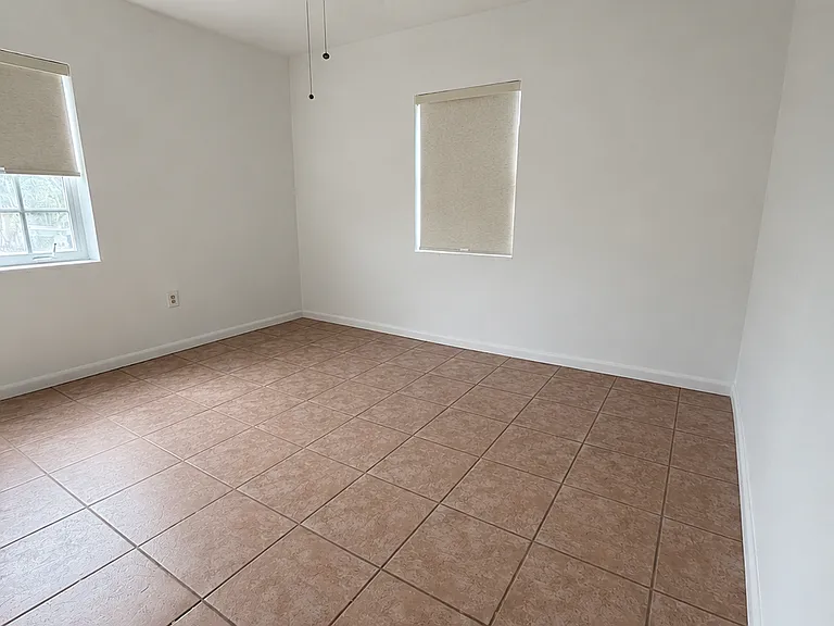 6203 SW 21st St — Photo 11