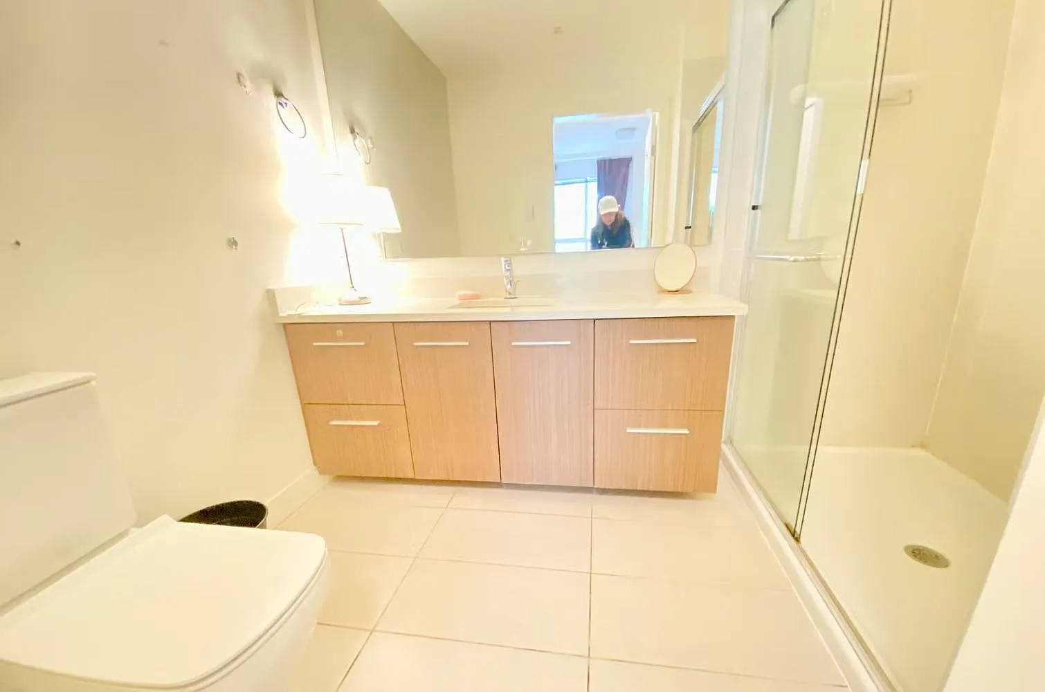 3 bed, 896 sqft, $3,750 — Photo 2