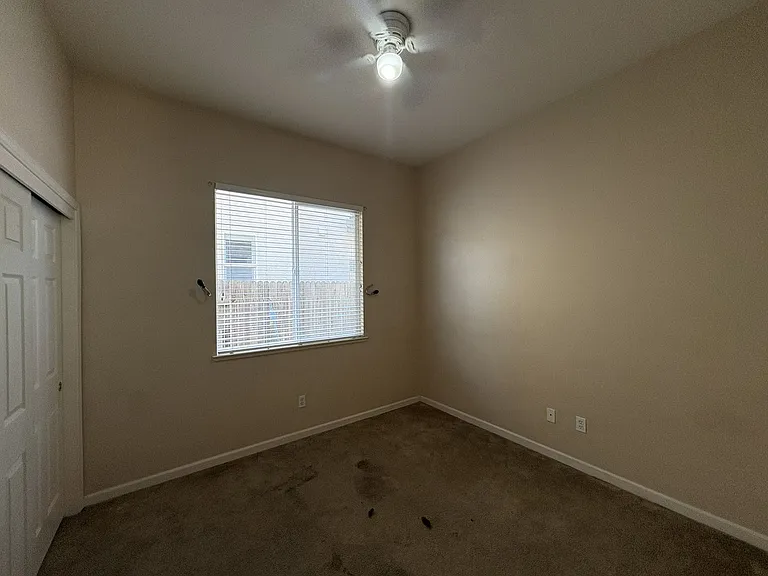 5637 Lilyview Way — Photo 23