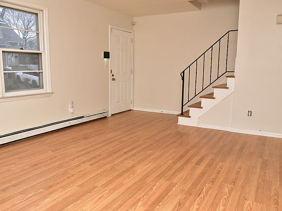 2nd image of 65 Corinthian Ave