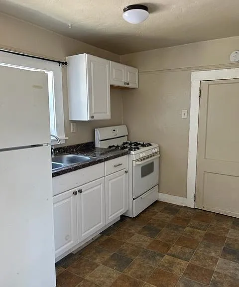 505 S San Francisco St #4 — Photo 2
