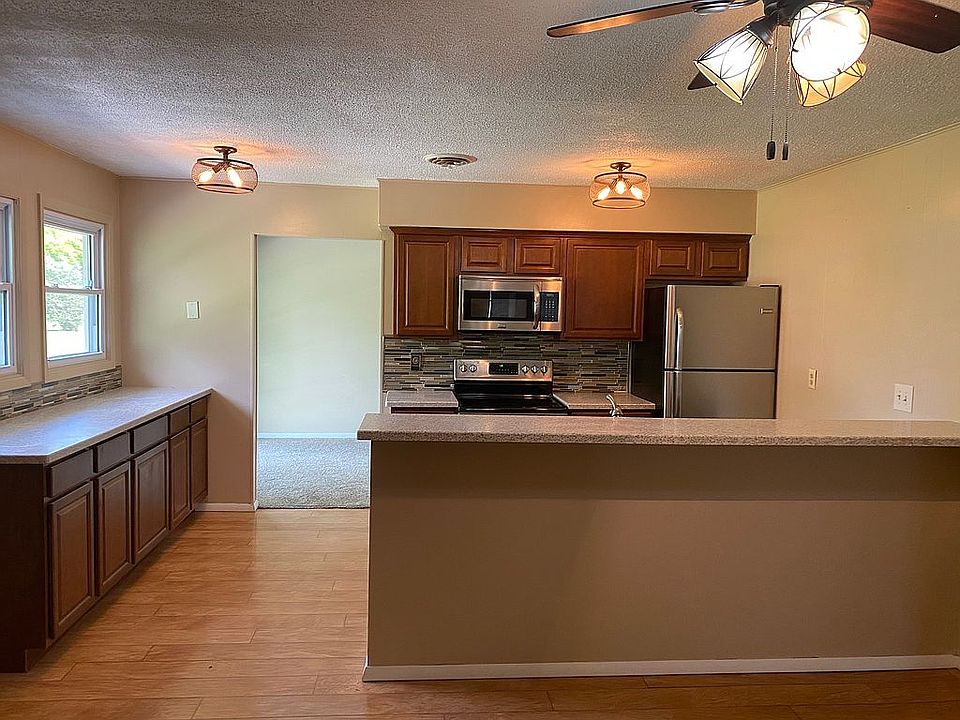 1st image of 8300 N Yosemite Dr