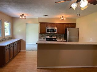 8300 N Yosemite Dr, Muncie, IN 47303