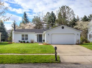 1700 Northbrook Dr, Ann Arbor, MI