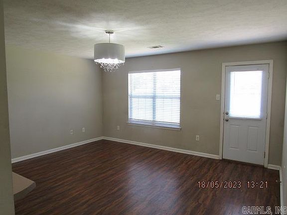 2nd image of 4660 Graham Dr