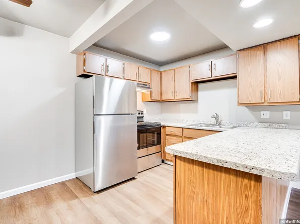 Stonecreek Apartments