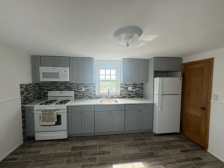 415 Palisade Ave #2 — Photo 1