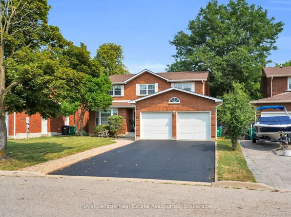 82 Turtlecreek Blvd, Brampton, ON L6W 3X9