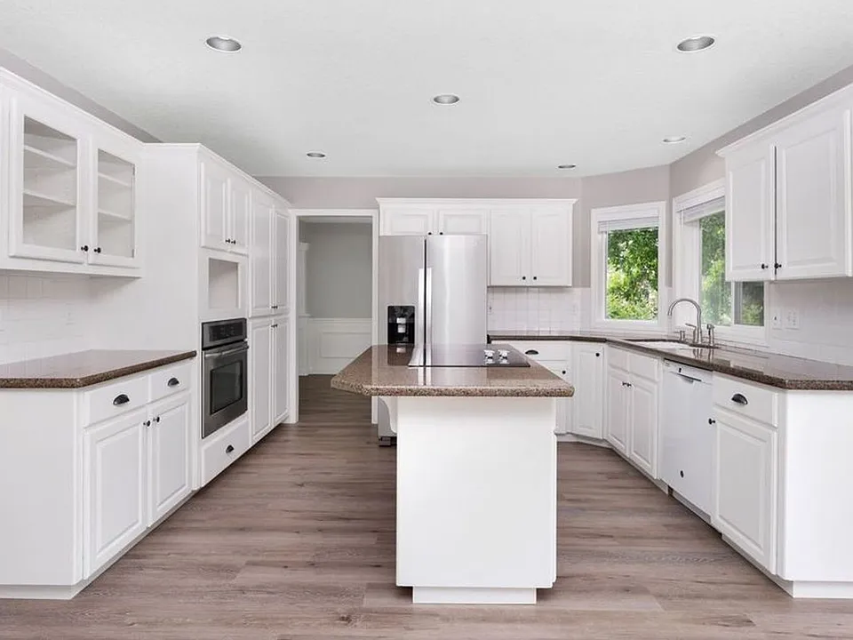 16742 NW Dublin Ct
