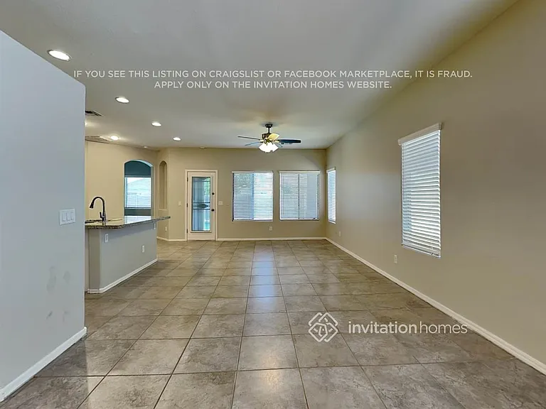 44717 W Portabello Rd — Photo 5