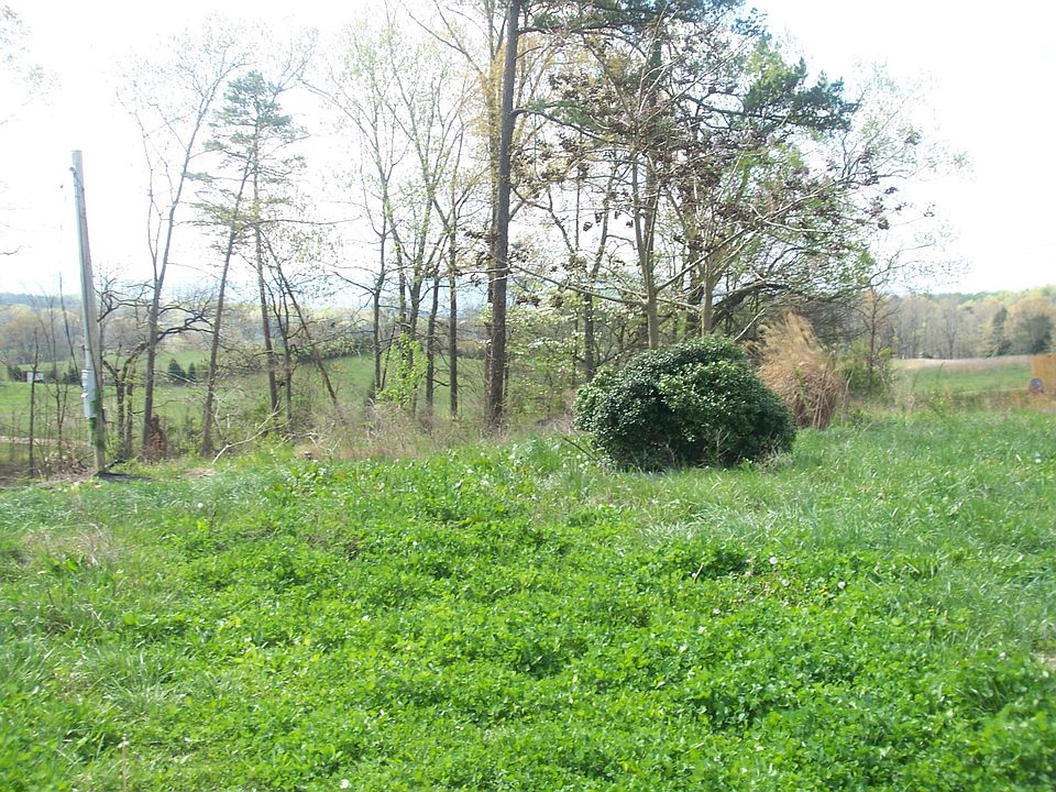 2nd image of 435 W Hogan Ln