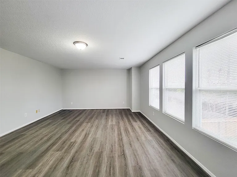 3602 Zephyr Glen Way — Photo 25