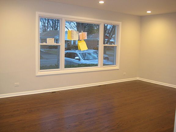3rd image of 1633 Boeger Ave