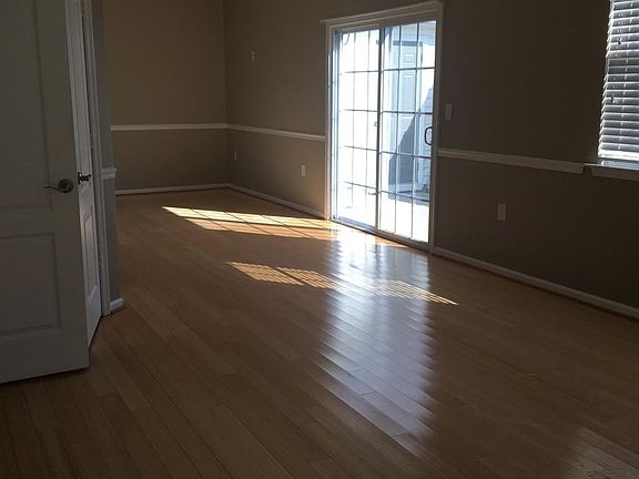 3rd image of 4301 Duffy Dr