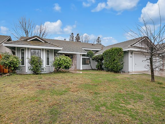3rd image of 642 Pestana Dr