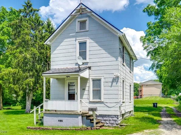 2217 Kimball Ct, Akron, OH 44314