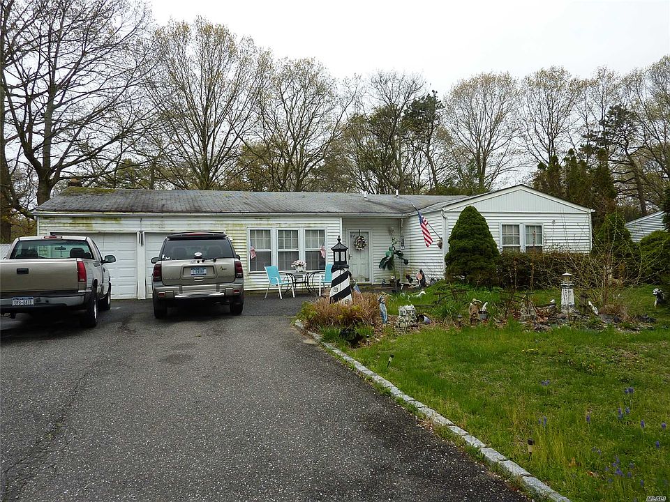 1st image of 12 Northridge Dr