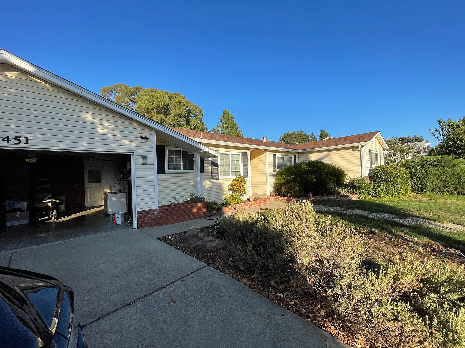 4 bed, 1717 sqft, $3,900 — Photo 2