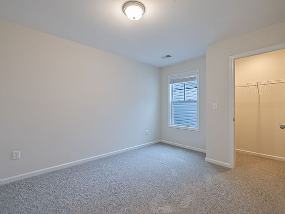 3rd image of 136 Adger Rd