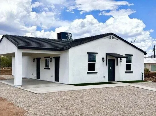 1853 Isabel Ct, Rio Rico, AZ 85648