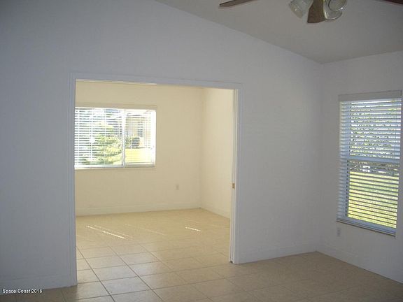 3rd image of 4491 Chardonnay Dr