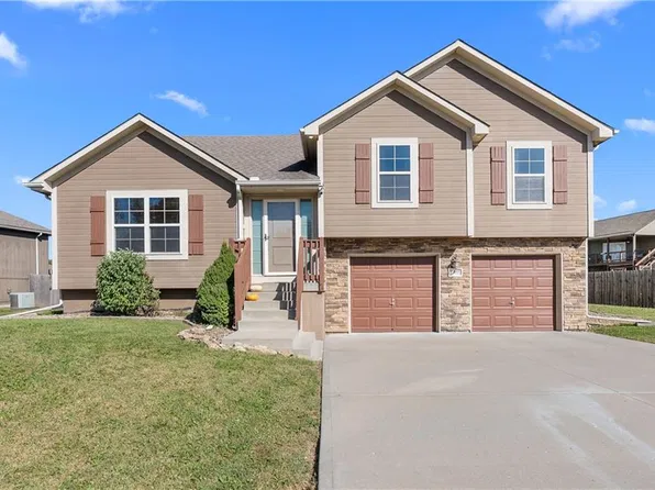 1405 NE Jaclyn Dr, Grain Valley, MO 64029