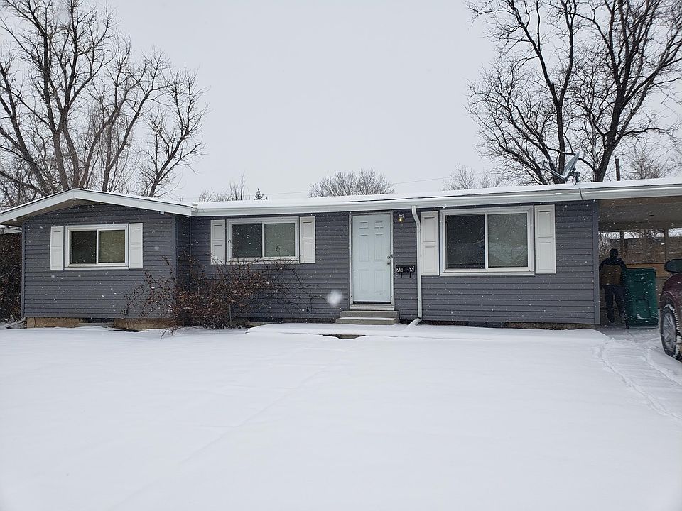 Front View, New Siding and Roof. Newer windows.