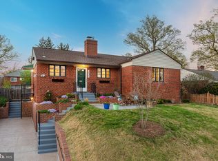 2421 Dennis Ave, Silver Spring, MD 20902