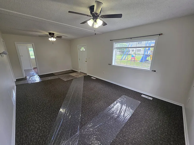 12920 E Valleyway Ave — Photo 7