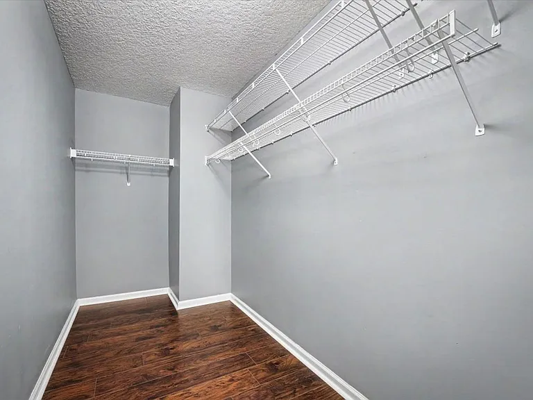 711 Sid Dr — Photo 34