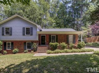 5324 Cherrycrest Ct, Raleigh, NC 27609