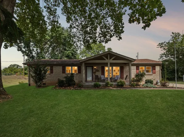 1877 Pardue Ct, Clarksville, TN 37043