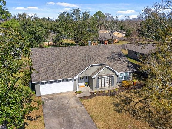 2nd image of 1412 W Autumnwood Ln