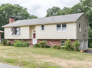 390 High St, Southbridge, MA 01550